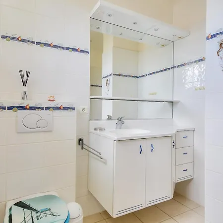 350m De La Plage, Maison Pour 4 بيت للعطل بارْباتْرْ
